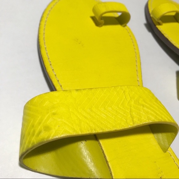 1937 Footwear from DSW bright yellow sandals - Picture 6 of 10
